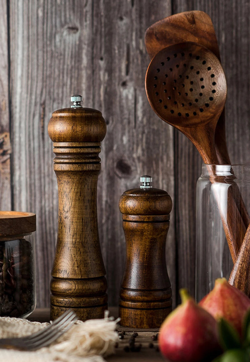 Moedor de Pimenta Manual de Madeira Maciça U