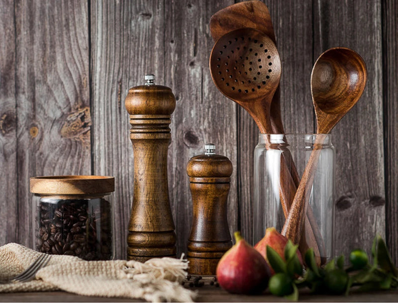 Moedor de Pimenta Manual de Madeira Maciça U